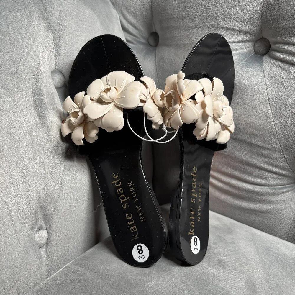 Kate Spade New York Black Floral Jelly Sandals‎ – Women’s Size 8